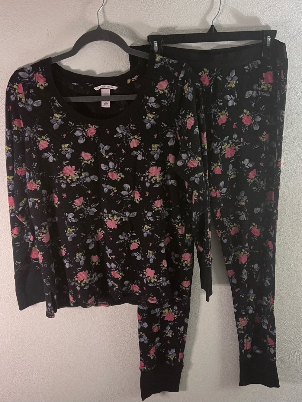 Victoria's Secret Black Floral Long-Sleeve Pajama Set with Pink Roses